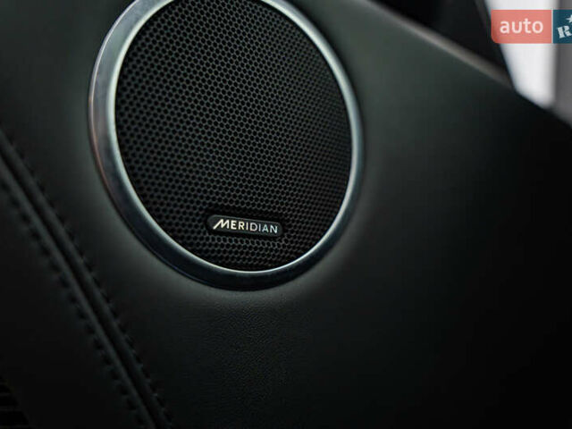 Білий Ленд Ровер Рендж Ровер, об'ємом двигуна 3 л та пробігом 75 тис. км за 69740 $, фото 16 на Automoto.ua