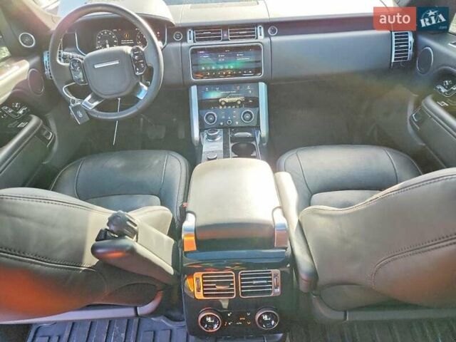 Білий Ленд Ровер Рендж Ровер, об'ємом двигуна 5 л та пробігом 71 тис. км за 20000 $, фото 7 на Automoto.ua