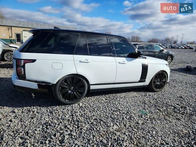 Білий Ленд Ровер Рендж Ровер, об'ємом двигуна 5 л та пробігом 71 тис. км за 20000 $, фото 2 на Automoto.ua