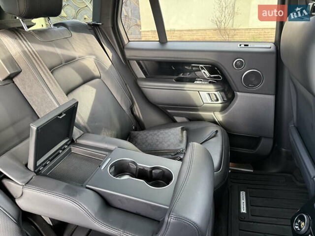 Белый Ленд Ровер Рендж Ровер, объемом двигателя 3 л и пробегом 123 тыс. км за 63000 $, фото 35 на Automoto.ua