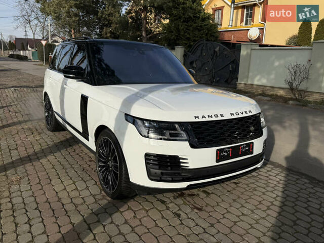 Белый Ленд Ровер Рендж Ровер, объемом двигателя 3 л и пробегом 123 тыс. км за 63000 $, фото 1 на Automoto.ua