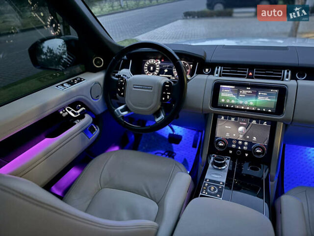 Белый Ленд Ровер Рендж Ровер, объемом двигателя 3 л и пробегом 98 тыс. км за 89000 $, фото 39 на Automoto.ua