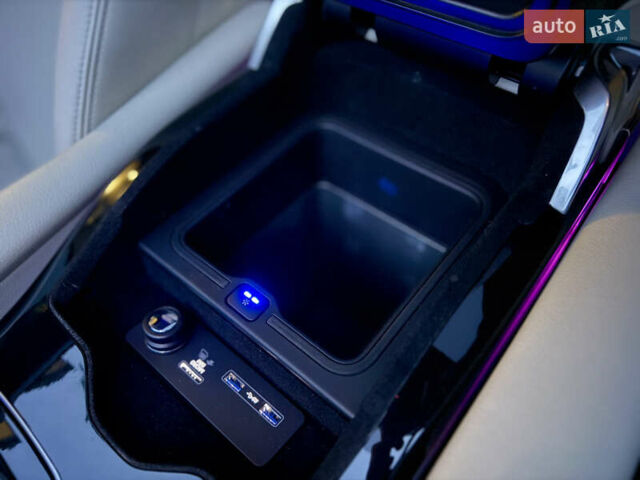 Белый Ленд Ровер Рендж Ровер, объемом двигателя 3 л и пробегом 98 тыс. км за 89000 $, фото 46 на Automoto.ua