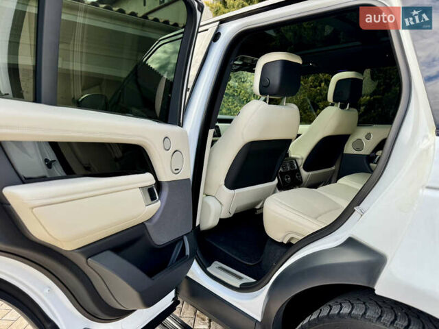 Білий Ленд Ровер Рендж Ровер, об'ємом двигуна 3 л та пробігом 97 тис. км за 79500 $, фото 23 на Automoto.ua