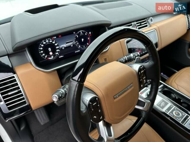 Белый Ленд Ровер Рендж Ровер, объемом двигателя 3 л и пробегом 75 тыс. км за 89900 $, фото 16 на Automoto.ua