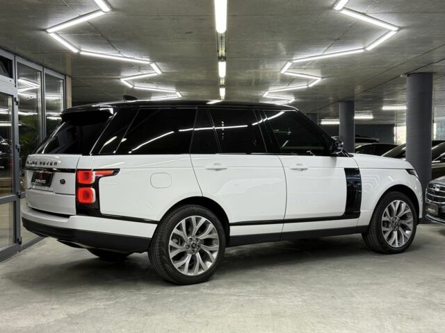 Білий Ленд Ровер Рендж Ровер, об'ємом двигуна 5 л та пробігом 62 тис. км за 69500 $, фото 10 на Automoto.ua