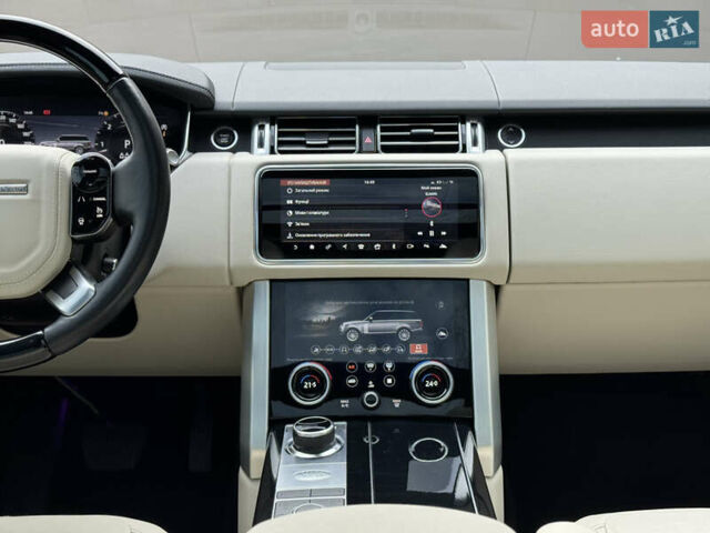 Белый Ленд Ровер Рендж Ровер, объемом двигателя 3 л и пробегом 97 тыс. км за 78900 $, фото 33 на Automoto.ua