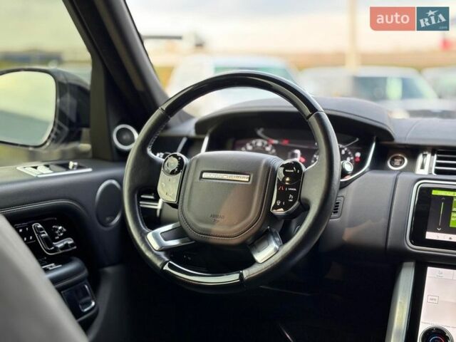 Белый Ленд Ровер Рендж Ровер, объемом двигателя 5 л и пробегом 72 тыс. км за 75990 $, фото 50 на Automoto.ua