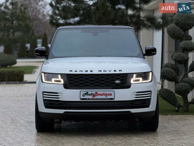 Белый Ленд Ровер Рендж Ровер, объемом двигателя 3 л и пробегом 98 тыс. км за 89000 $, фото 3 на Automoto.ua