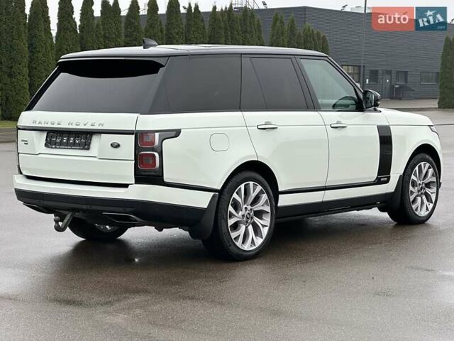 Белый Ленд Ровер Рендж Ровер, объемом двигателя 3 л и пробегом 75 тыс. км за 89900 $, фото 6 на Automoto.ua