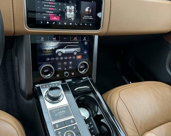 Белый Ленд Ровер Рендж Ровер, объемом двигателя 3 л и пробегом 75 тыс. км за 89900 $, фото 17 на Automoto.ua