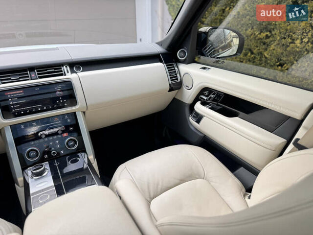 Білий Ленд Ровер Рендж Ровер, об'ємом двигуна 3 л та пробігом 97 тис. км за 79500 $, фото 31 на Automoto.ua