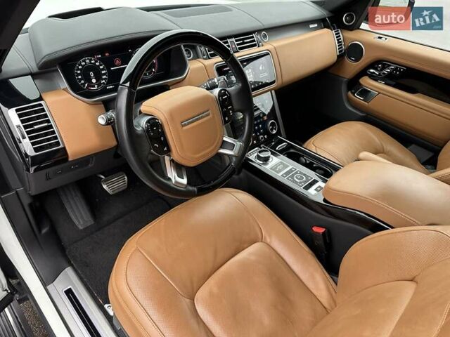 Белый Ленд Ровер Рендж Ровер, объемом двигателя 3 л и пробегом 75 тыс. км за 89900 $, фото 10 на Automoto.ua