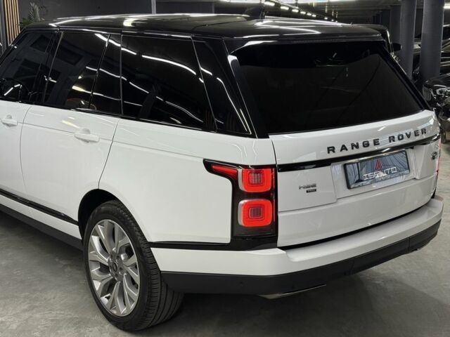 Білий Ленд Ровер Рендж Ровер, об'ємом двигуна 5 л та пробігом 62 тис. км за 69500 $, фото 13 на Automoto.ua