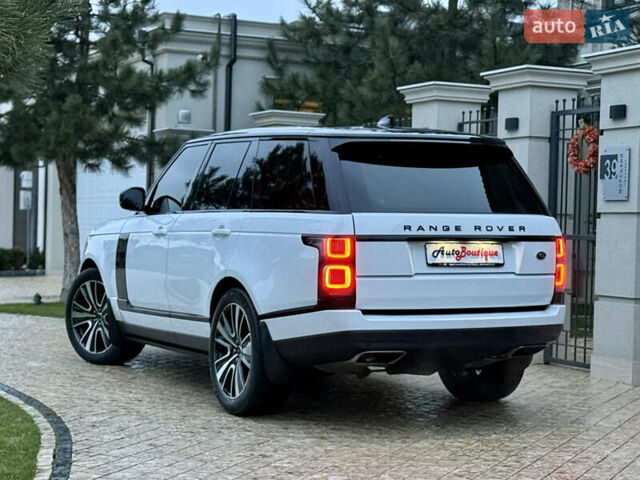 Белый Ленд Ровер Рендж Ровер, объемом двигателя 3 л и пробегом 98 тыс. км за 89000 $, фото 12 на Automoto.ua
