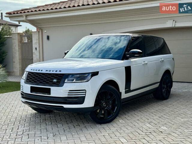 Білий Ленд Ровер Рендж Ровер, об'ємом двигуна 3 л та пробігом 97 тис. км за 79500 $, фото 6 на Automoto.ua