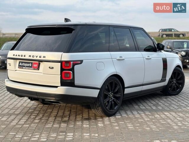 Белый Ленд Ровер Рендж Ровер, объемом двигателя 5 л и пробегом 72 тыс. км за 75990 $, фото 9 на Automoto.ua