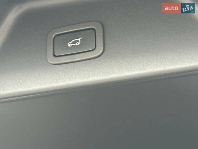 Белый Ленд Ровер Рендж Ровер, объемом двигателя 3 л и пробегом 75 тыс. км за 89900 $, фото 32 на Automoto.ua