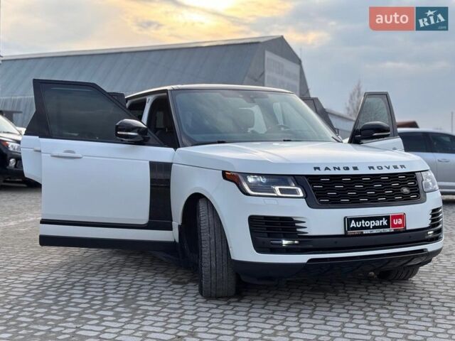 Белый Ленд Ровер Рендж Ровер, объемом двигателя 5 л и пробегом 72 тыс. км за 75990 $, фото 59 на Automoto.ua