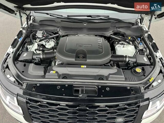 Белый Ленд Ровер Рендж Ровер, объемом двигателя 3 л и пробегом 75 тыс. км за 89900 $, фото 35 на Automoto.ua