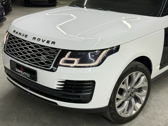 Білий Ленд Ровер Рендж Ровер, об'ємом двигуна 5 л та пробігом 62 тис. км за 69500 $, фото 5 на Automoto.ua