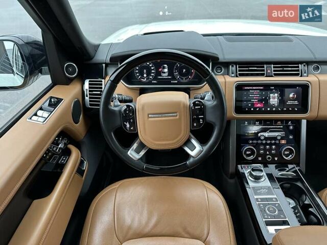 Белый Ленд Ровер Рендж Ровер, объемом двигателя 3 л и пробегом 75 тыс. км за 89900 $, фото 22 на Automoto.ua