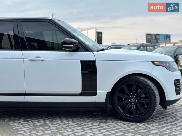 Белый Ленд Ровер Рендж Ровер, объемом двигателя 5 л и пробегом 72 тыс. км за 75990 $, фото 12 на Automoto.ua