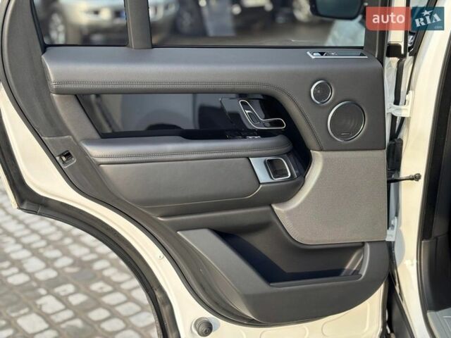 Белый Ленд Ровер Рендж Ровер, объемом двигателя 5 л и пробегом 72 тыс. км за 75990 $, фото 31 на Automoto.ua