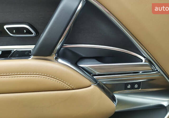 Белый Ленд Ровер Рендж Ровер, объемом двигателя 4.39 л и пробегом 115 тыс. км за 137000 $, фото 17 на Automoto.ua