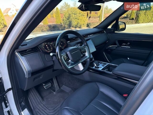 Білий Ленд Ровер Рендж Ровер, об'ємом двигуна 3 л та пробігом 55 тис. км за 145000 $, фото 16 на Automoto.ua