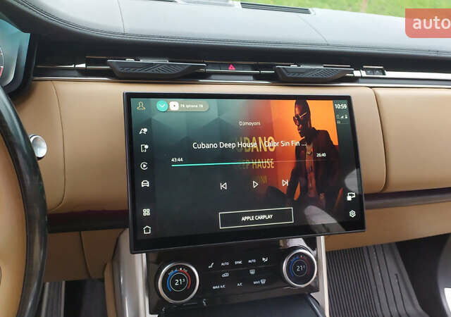 Белый Ленд Ровер Рендж Ровер, объемом двигателя 4.39 л и пробегом 115 тыс. км за 137000 $, фото 15 на Automoto.ua