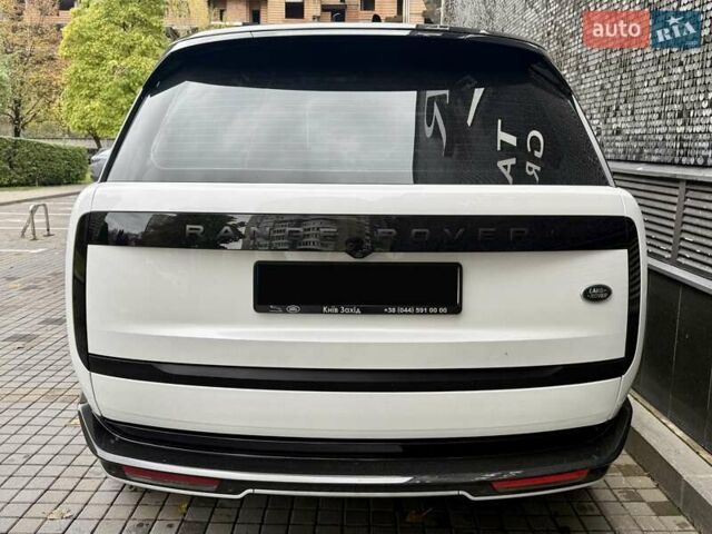 Ленд Ровер Рендж Ровер 2022 в Киеве на Automoto.ua Белый Ленд Ровер Рендж Ровер, объемом двигателя 4.4 л и пробегом 44 тыс. км за 167777 $, фото 5 на Automoto.ua