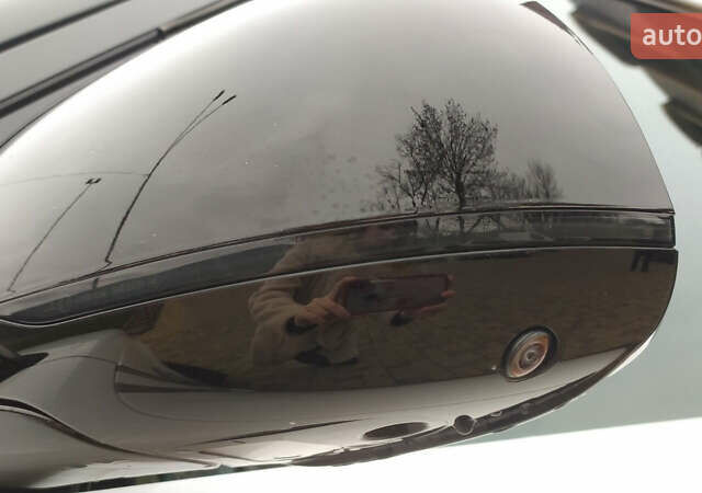 Белый Ленд Ровер Рендж Ровер, объемом двигателя 4.39 л и пробегом 115 тыс. км за 137000 $, фото 42 на Automoto.ua