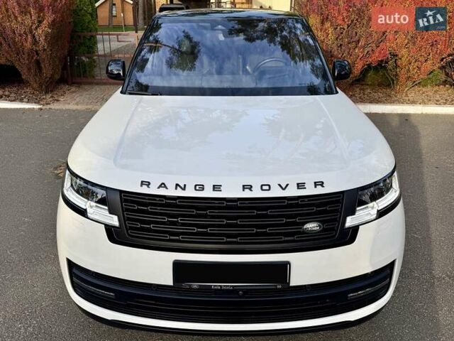 Білий Ленд Ровер Рендж Ровер, об'ємом двигуна 4.4 л та пробігом 44 тис. км за 163000 $, фото 15 на Automoto.ua