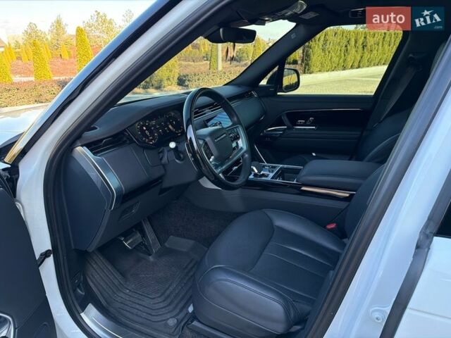 Білий Ленд Ровер Рендж Ровер, об'ємом двигуна 3 л та пробігом 55 тис. км за 145000 $, фото 15 на Automoto.ua