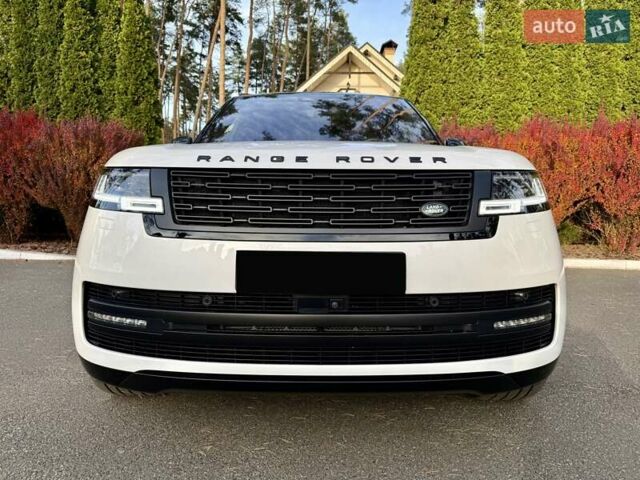 Білий Ленд Ровер Рендж Ровер, об'ємом двигуна 4.4 л та пробігом 44 тис. км за 163000 $, фото 5 на Automoto.ua