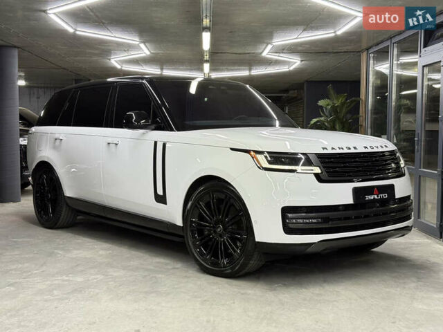 Білий Ленд Ровер Рендж Ровер, об'ємом двигуна 4.39 л та пробігом 51 тис. км за 150000 $, фото 1 на Automoto.ua