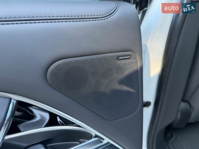 Білий Ленд Ровер Рендж Ровер, об'ємом двигуна 3 л та пробігом 55 тис. км за 145000 $, фото 31 на Automoto.ua