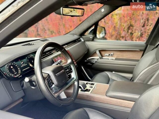 Білий Ленд Ровер Рендж Ровер, об'ємом двигуна 4.4 л та пробігом 44 тис. км за 163000 $, фото 24 на Automoto.ua