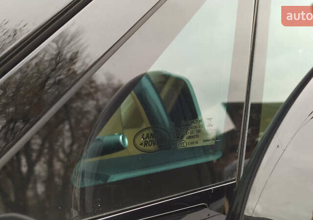 Белый Ленд Ровер Рендж Ровер, объемом двигателя 4.39 л и пробегом 115 тыс. км за 137000 $, фото 41 на Automoto.ua