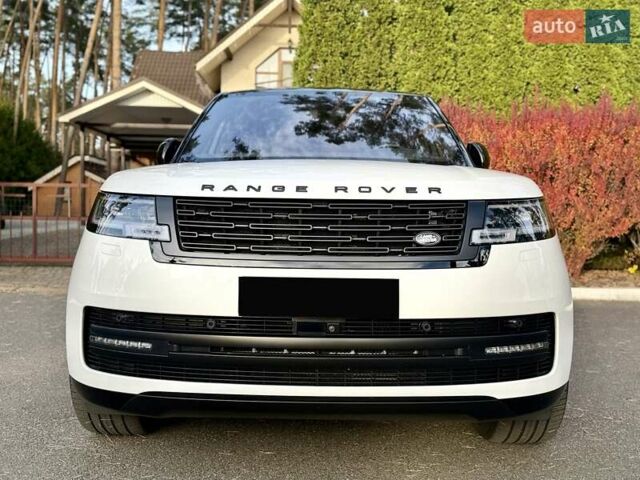 Білий Ленд Ровер Рендж Ровер, об'ємом двигуна 4.4 л та пробігом 44 тис. км за 163000 $, фото 4 на Automoto.ua