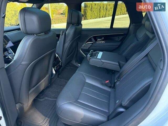 Білий Ленд Ровер Рендж Ровер, об'ємом двигуна 3 л та пробігом 55 тис. км за 145000 $, фото 28 на Automoto.ua