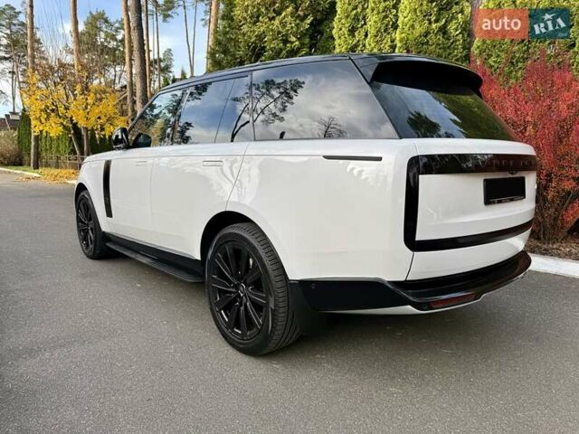 Білий Ленд Ровер Рендж Ровер, об'ємом двигуна 4.4 л та пробігом 44 тис. км за 163000 $, фото 9 на Automoto.ua