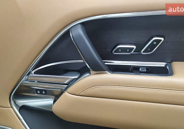 Белый Ленд Ровер Рендж Ровер, объемом двигателя 4.39 л и пробегом 115 тыс. км за 137000 $, фото 19 на Automoto.ua