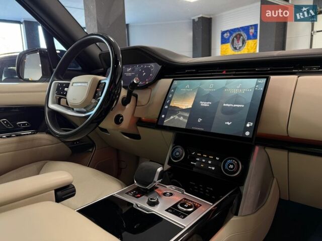 Белый Ленд Ровер Рендж Ровер, объемом двигателя 4.39 л и пробегом 88 тыс. км за 169900 $, фото 63 на Automoto.ua