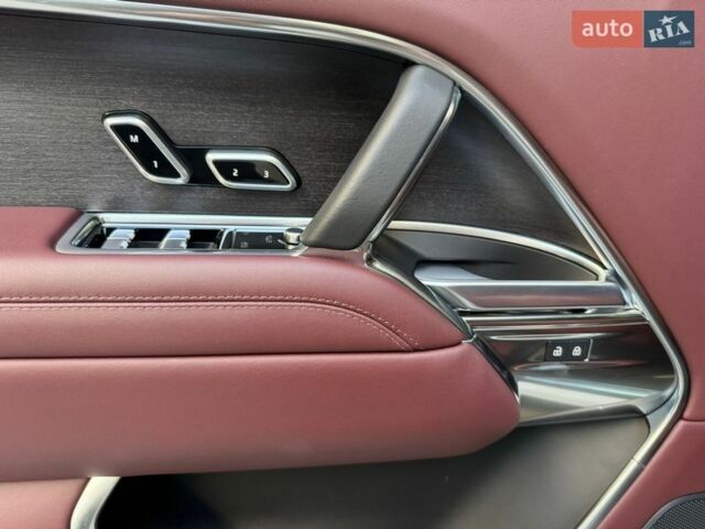 Белый Ленд Ровер Рендж Ровер, объемом двигателя 3 л и пробегом 46 тыс. км за 175000 $, фото 14 на Automoto.ua