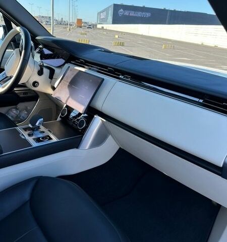 Білий Ленд Ровер Рендж Ровер, об'ємом двигуна 3 л та пробігом 80 тис. км за 150000 $, фото 29 на Automoto.ua