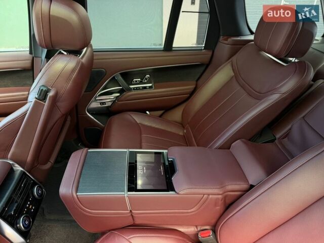 Белый Ленд Ровер Рендж Ровер, объемом двигателя 3 л и пробегом 46 тыс. км за 175000 $, фото 28 на Automoto.ua