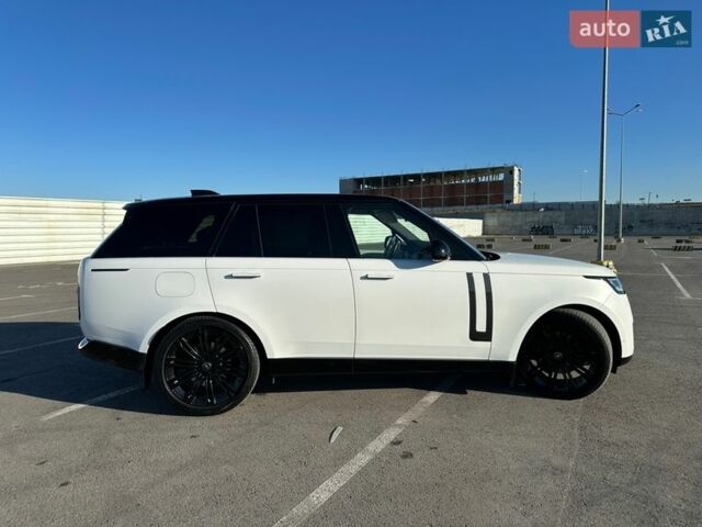 Білий Ленд Ровер Рендж Ровер, об'ємом двигуна 3 л та пробігом 80 тис. км за 150000 $, фото 5 на Automoto.ua