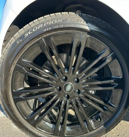 Білий Ленд Ровер Рендж Ровер, об'ємом двигуна 3 л та пробігом 80 тис. км за 150000 $, фото 45 на Automoto.ua